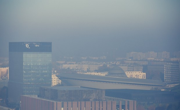 Alert ws. smogu w Polsce. "Zrezygnuj z aktywności na zewnątrz"
