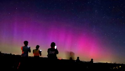 Alert zorzowy nad Polską, silna burza geomagnetyczna. Kiedy patrzeć w niebo?
