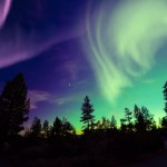 Alert zorzowy nad Polską. Wieczorem spójrz w niebo