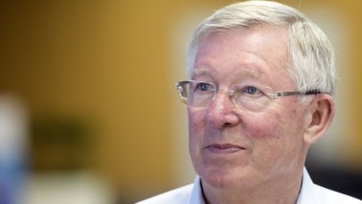 Alex Ferguson po miesiącu opuścił szpital. Porusza się o własnych siłach