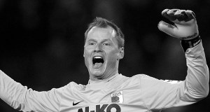 Alex Manninger nie żyje. Tragedia na niestrzeżonym przejeździe kolejowym