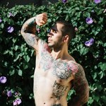 Alex Minsky: Stracił nogę w Afganistanie, dziś jest modelem