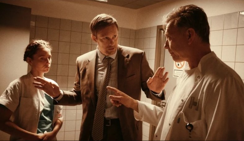 Alexander Skarsgård  (C) w serialu "Królestwo: Exodus" /materiały prasowe