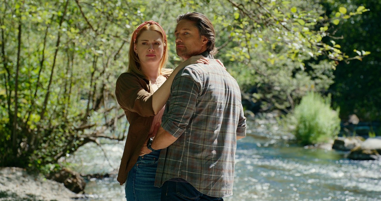 Alexandra Breckenridge, Martin Henderson /Netflix