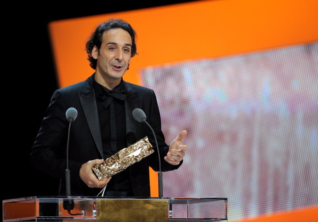 Alexandre Desplat z Cezarem /PAP/EPA/EMMA FOSTER /PAP/EPA