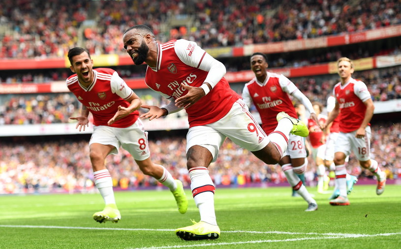 Alexandre Lacazette cieszy się z gola dla Arsenalu /PAP/EPA