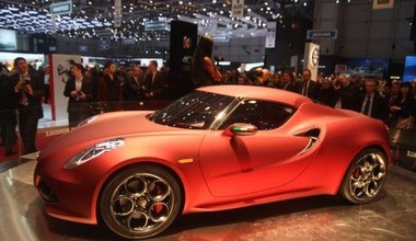 Alfa romeo 4C concept: tylny napęd i 200 KM!