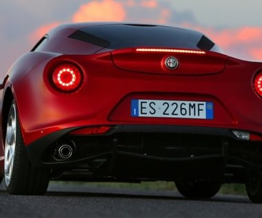 Alfa Romeo 4C od 220 tys. zł