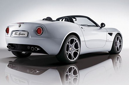 Alfa romeo 8C spider /Informacja prasowa