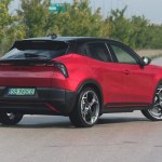 Alfa Romeo Junior Veloce, czyli 280 KM w miejskim autku. Jak to działa?