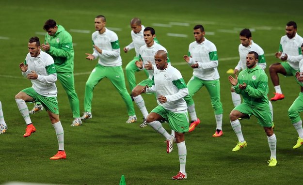 Algieria na treningu przed meczem z Niemcami /MOHAMED MESSARA /PAP/EPA