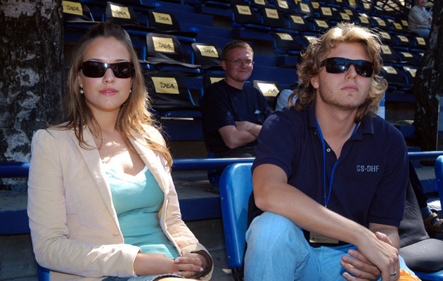 Alicja Bachleda-Curuś i Piotr Starak na turnieju tenisowym, 2004 r. /Warda /AKPA
