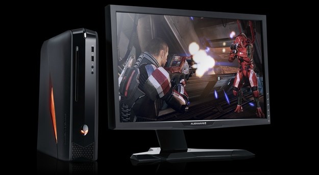 Alienware X51 w zestawie z panoramicznym monitorem /Informacja prasowa