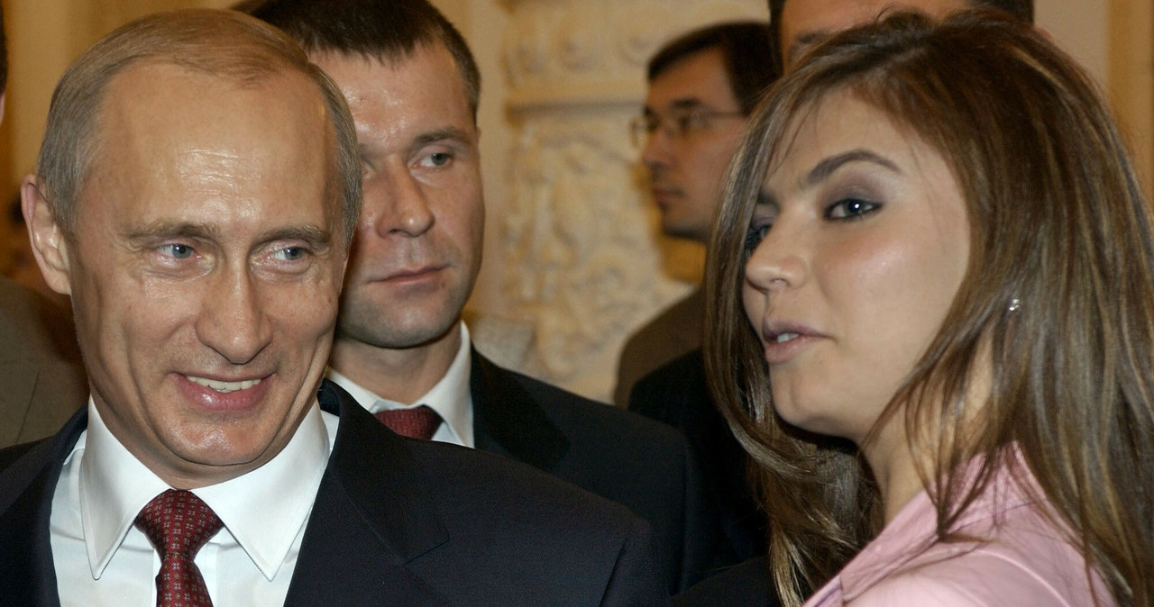 Alina Kabajewa i Władimir Putin w 2004 r. /ASSOCIATED PRESS/East News /East News