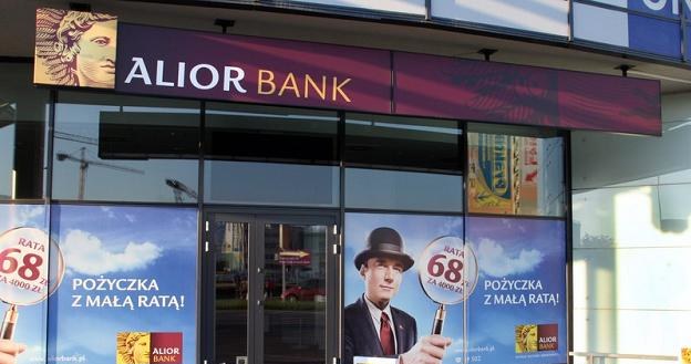 Alior Bank stawia m.in. na infolinię remontowo-budowlaną. Fot. Maciej Gocłoń /Agencja SE/East News