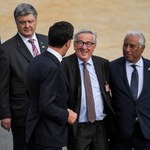 Alkohol czy ból pleców? Media pytają o dziwne zachowanie Junckera na szczycie NATO