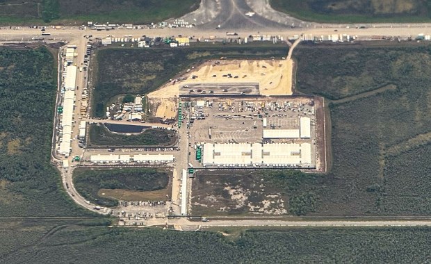 "Alligator Alcatraz" zostanie zamknięty. Od początku wzbudzał duże kontrowersje