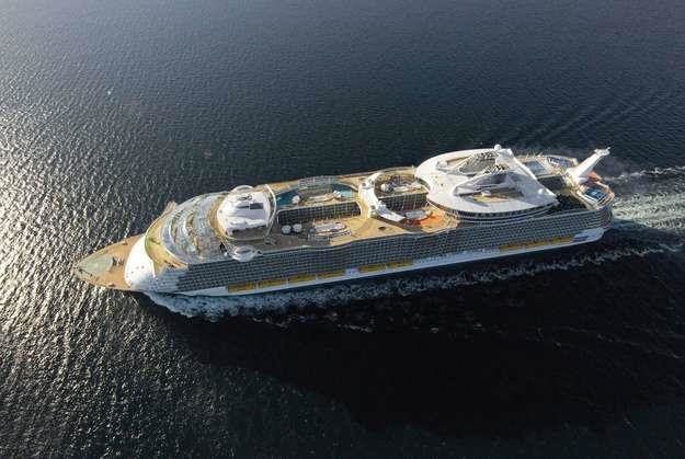 Allure of the Seas - największy wycieczkowiec świata /AFP