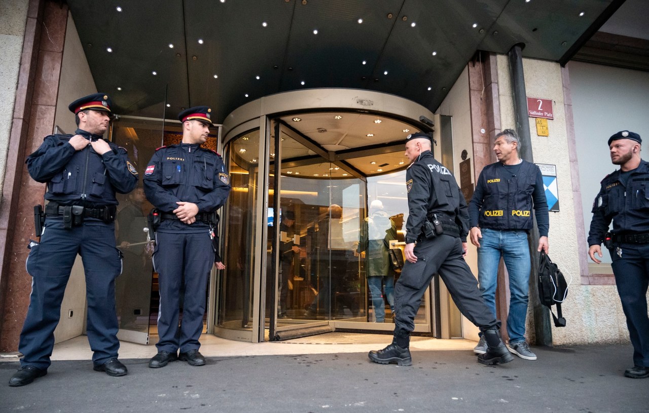 Alpejski hotel odcięty od świata. Kilkadziesiąt osób w Innsbrucku objętych kwarantanną