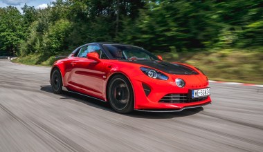 Alpine A110 R, czyli auto z silnikiem 1.8 za 600 tys. zł. Jest doskonałe