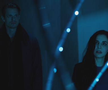 "Altered Carbon": Miłość to czarna magia? - materiał zza kulis