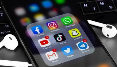 Alternatywa dla TikToka. Ludzie masowo instalują UpScrolled