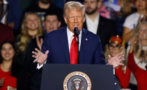 Aluzje terytorialne Trumpa. "Staniemy się większym krajem"