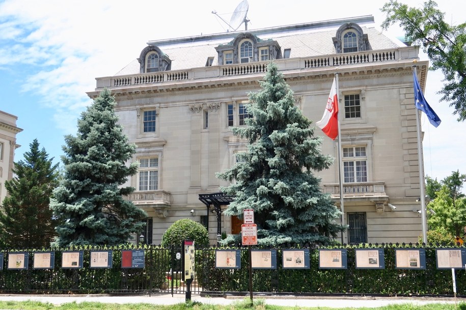 Ambasada Polski w Waszyngtonie (zdjęcie archiwalne) /Shutterstock