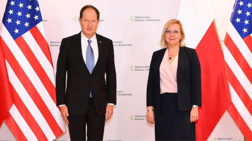 Ambasador Stanów Zjednoczonych w Polsce Mark Brzeziński oraz minister klimatu i środowiska Anna Moskwa /Ministerstwo Klimatu i Środowiska /