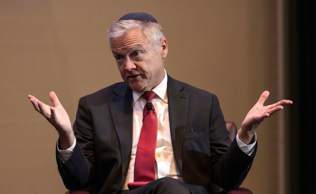 Ambasador USA przesadził? Polacy ocenili