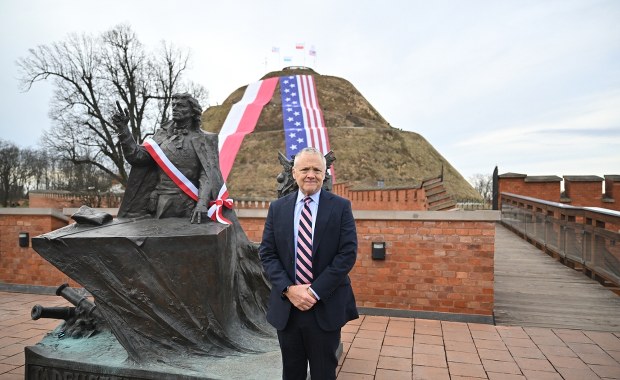 Ambasador USA: To honor tu być w imieniu prezydenta, który kocha Polskę