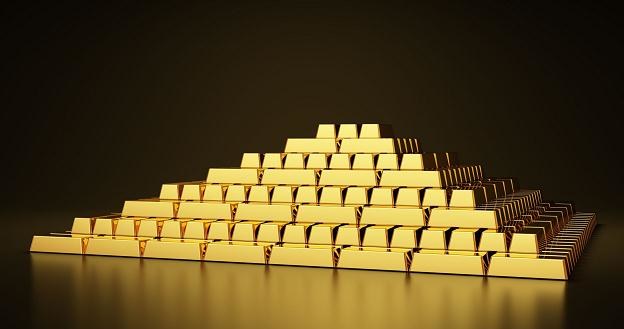 Amber Gold spędza sen z powiek finansistom /&copy;123RF/PICSEL