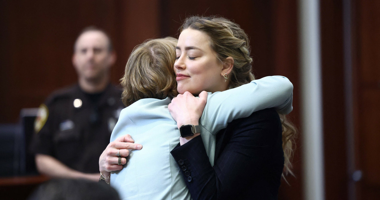 Amber Heard w trakcie procesu przeciwko byłemu mężowi /JIM LO SCALZO/AFP/East News /East News