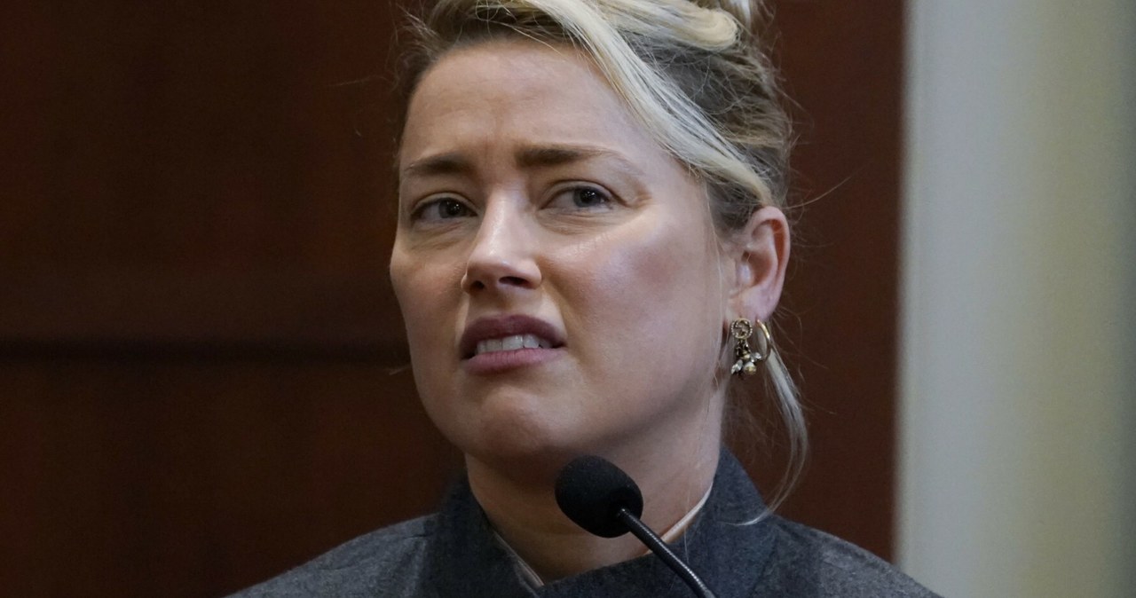 Amber Heard została zapytana przez sąd o wypróżnienie do łóżka byłego męża /AP/Associated Press/East News /East News