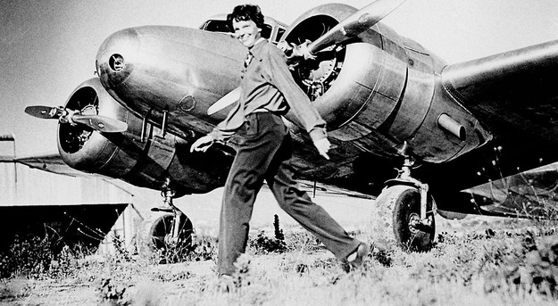 Amelia Earhart na zdjęciu z 1937 roku / 	PF-(aircraft) / Alamy /PAP/EPA