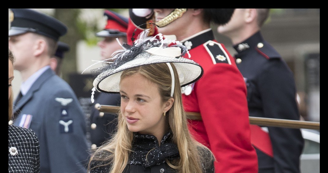 Amelia Windsor w drodze na przyjęcie urodzinowej królowej Elżbiety, 2016 rok /East News