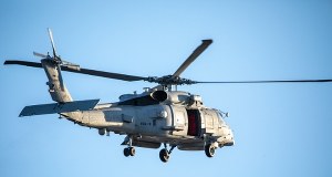 Amerykanie dopadli ścigany na Atlantyku tankowiec. Desant na statek