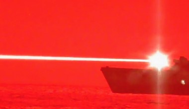 ​Amerykanie mają nową broń laserową. Testy przeprowadzili dzień po zatopieniu "Moskwy"