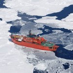 Amerykanie pomogą statkom uwięzionym w lodach Antarktydy