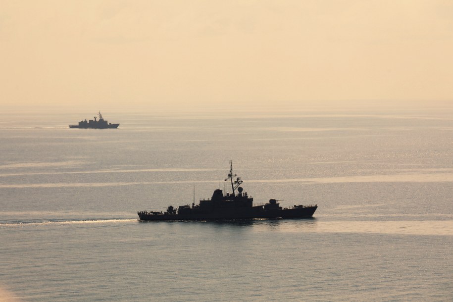Amerykanie zatopili irański okręt wojenny /Shutterstock