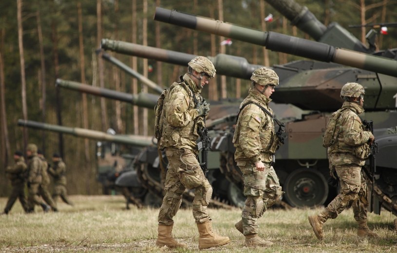 США. Військові кораблі в околицях Китаю