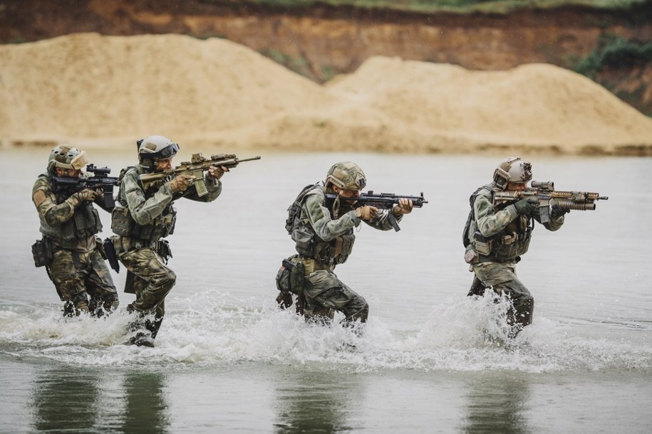 Amerykańska administracja opracowała kilka scenariuszy militarnej interwencji w Wenezueli /Shutterstock