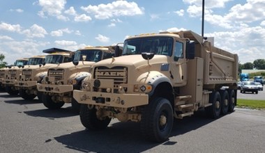 Amerykańska armia szykuje ciężarówki na ekstremalnie zimne warunki