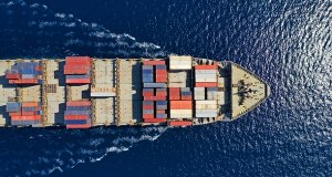 Amerykańska marynarka przejęła irański statek w cieśninie Ormuz