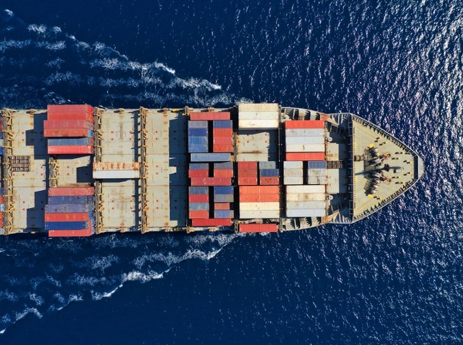 Amerykańska marynarka przejęła irański statek w cieśninie Ormuz