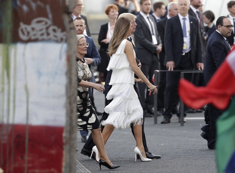 Melania Trump zachwyciła kreacją podczas wizyty w Hamburgu. Wow ...