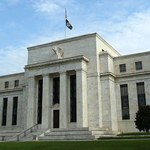 Amerykański bank centralny boi się błędu. Czeka na dowody umacniania się gospodarki