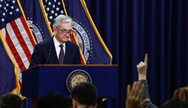 Amerykański bank centralny w akcji. Fed staje przed trudnym wyborem