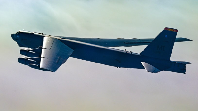 Amerykański bombowiec B-52 Stratofortress niedługo dostanie nowe silniki. Dzięki nim przejdzie do historii /Senior Airman Zachary Wright /Wikimedia