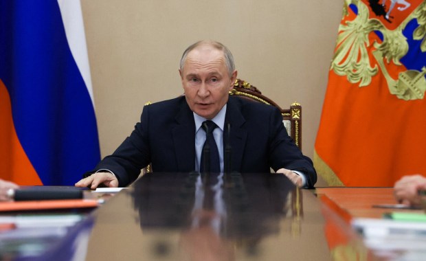 Amerykański dyplomata: Ten kraj "może zakończyć wojnę jednym telefonem"